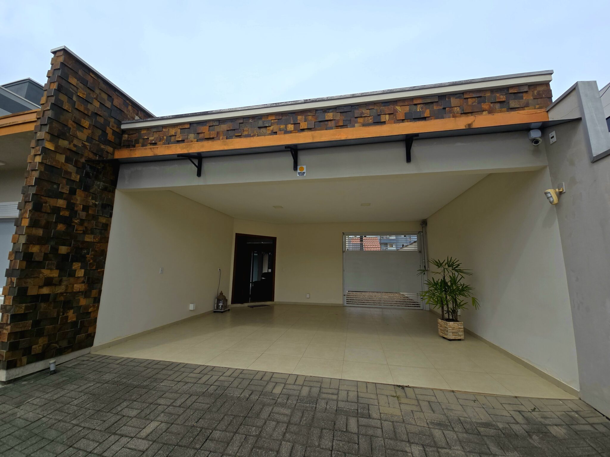 Casa de Alto Padrão á Venda no Gravatá em Navegantes Casa de Alto Padrão á Venda no Gravatá em Navegantes