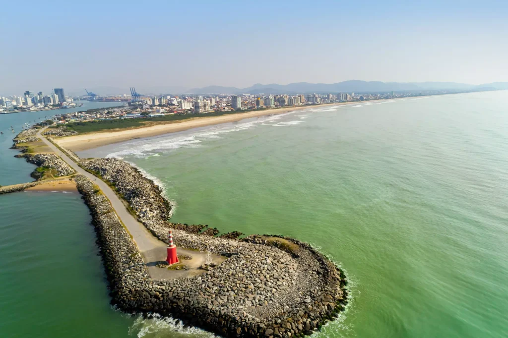 Por que investir em imóveis em Navegantes é uma ótima escolha em 2025?